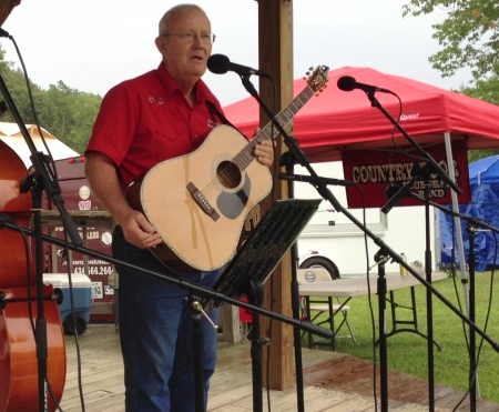 2012 08-25 tristenfest _ country proud bluegrass band - 28.jpg
