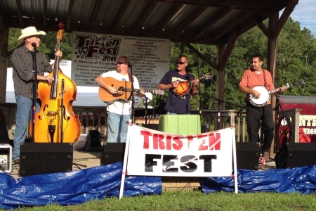 2013 08-22 country poor bluegrass band _0001.jpg